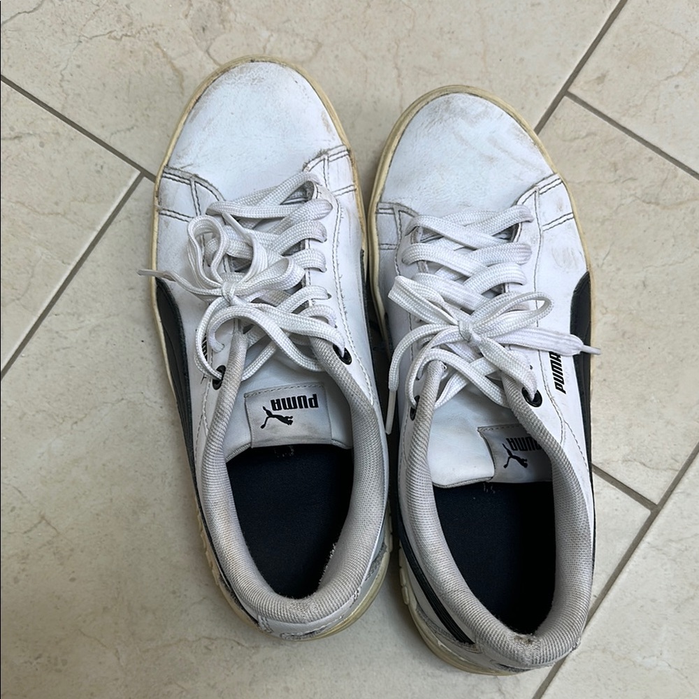 Puma Men's White and Black Sneakers
